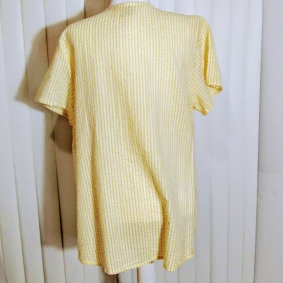 BLAIR*BLOUSE*SEERSUCKER*PINTUCKED*WOMEN SIZE L*NWT. - Picture 3 of 8